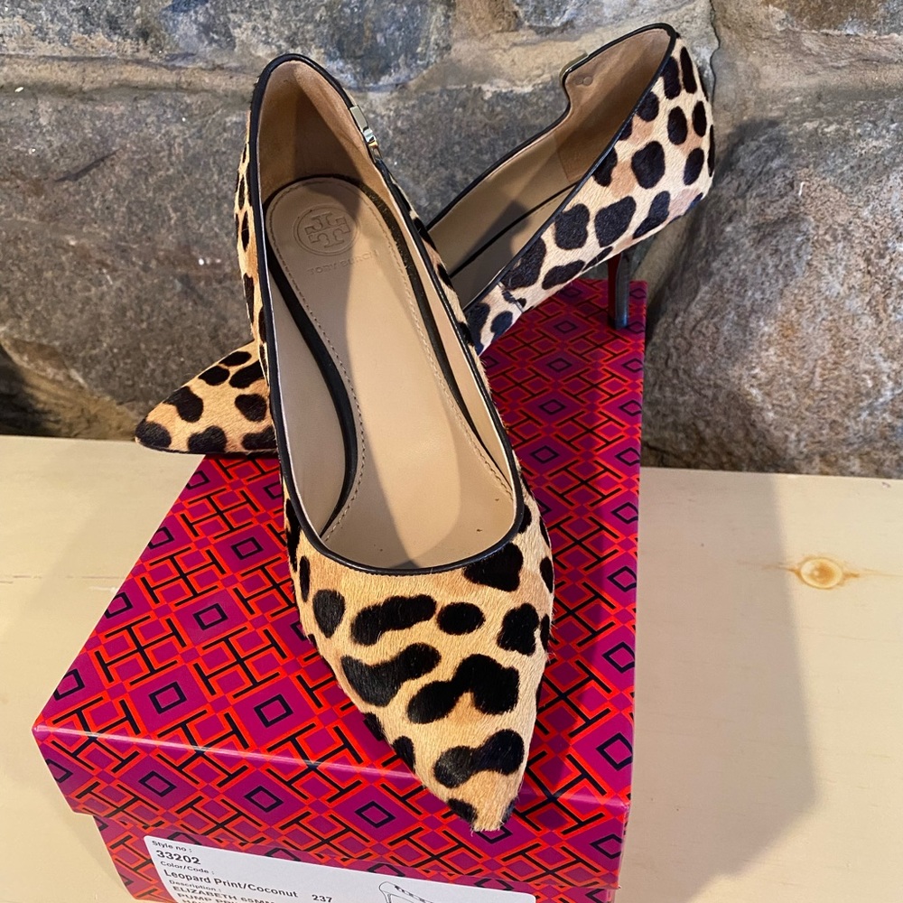 Tory Burch Leopard print pumps
